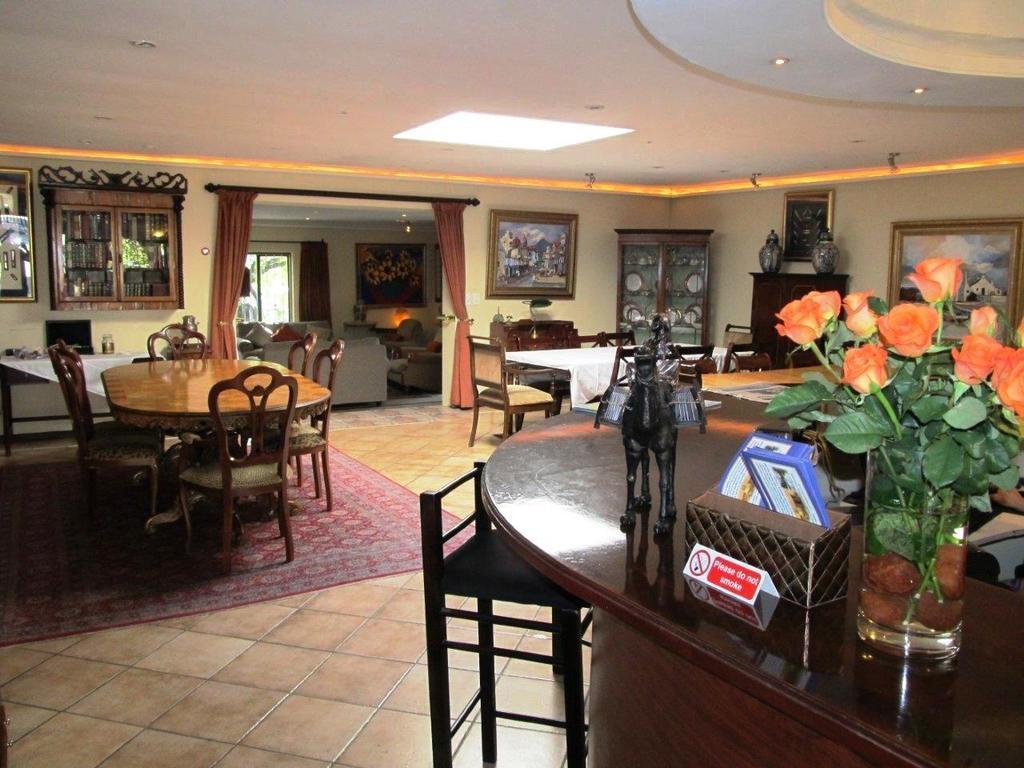 יוהנסבורג Elizabeth Manor Guest House מראה חיצוני תמונה
